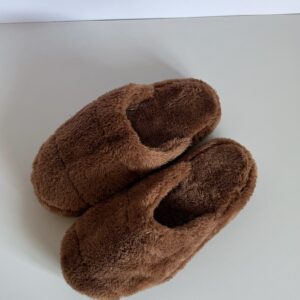 Pantufla Marron Peluche